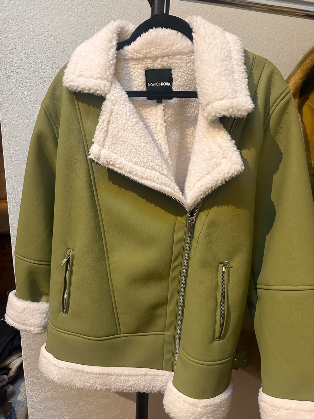 Fashion Nova Olive Green Sherpa-Lined Jacket | M|